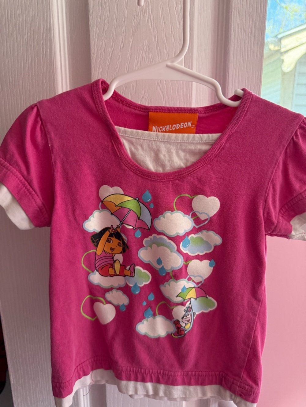 2009 Nickelodeon Dora The Explorer t-shirt